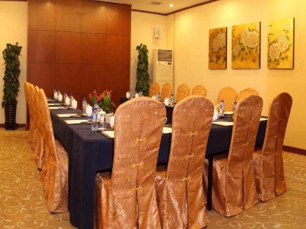 Hepingli Hotel